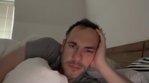 Snapshot of boyslut8 chatting on 14, 11, 2025 boytoyhh online show from 14, 11, 2025