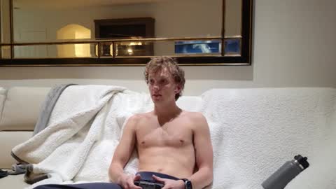 Snapshot of boyyhb chatting on 14, 11, 2025 Boyyhb online show from 14, 11, 2025