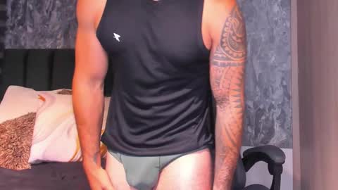 Snapshot of brad1_ chatting on 17, 11, 2025 instagramBrad mayers1twittermayersbrad online show from 17, 11, 2025