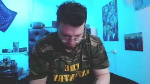 brad hot boy online show from 30, 7, 2026