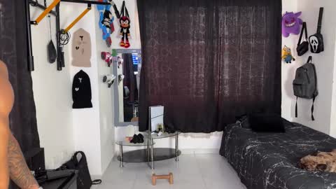 Snapshot of bradley_strong_ chatting on 25, 10, 2025 Bradley Strong online show from 25, 10, 2025