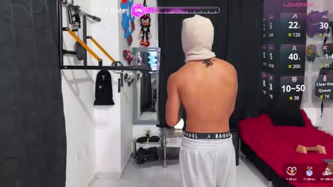 Snapshot of bradley_strong_ chatting on 31, 10, 2025 Bradley Strong online show from 31, 10, 2025