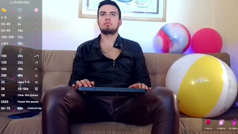 Bradley Colton Independ Model online show from 22, 1, 2025