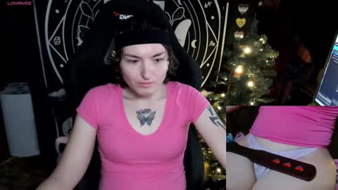 Snapshot of brandiwrld999 chatting on 20, 12, 2024 BrandiWRLD999 online show from 20, 12, 2024