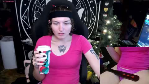 Snapshot of brandiwrld999 chatting on 25, 12, 2024 BrandiWRLD999 online show from 25, 12, 2024