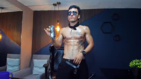 Snapshot of brandoncolee chatting on 21, 1, 2025 BrandonCole online show from 21, 1, 2025