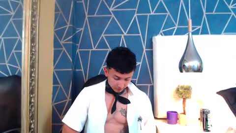 Snapshot of brandoncolee chatting on 23, 1, 2025 BrandonCole online show from 23, 1, 2025