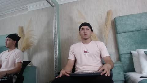 Snapshot of brandoncolee chatting on 3, 2, 2025 BrandonCole online show from 3, 2, 2025