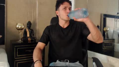 Snapshot of brandoncolee chatting on 6, 2, 2025 BrandonCole online show from 6, 2, 2025