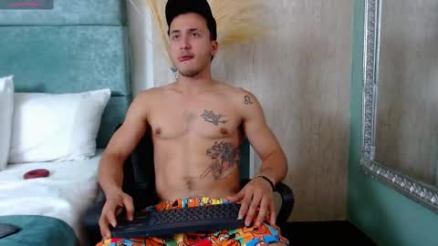 Snapshot of brandoncolee chatting on 12, 2, 2025 BrandonCole online show from 12, 2, 2025