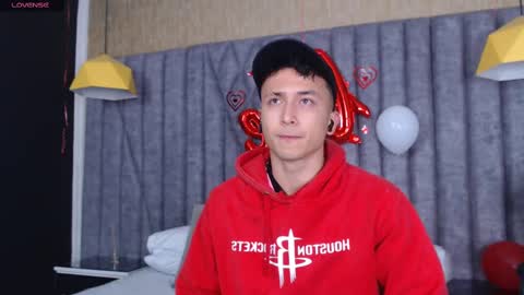 Snapshot of brandoncolee chatting on 19, 2, 2025 BrandonCole online show from 19, 2, 2025