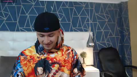 Snapshot of brandoncolee chatting on 5, 3, 2025 BrandonCole online show from 5, 3, 2025