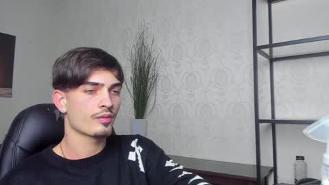 Snapshot of brandontatex chatting on 13, 12, 2024 BrandonTateX online show from 13, 12, 2024