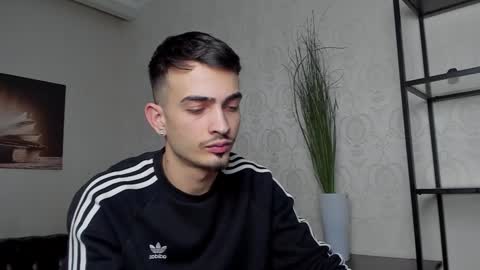 Snapshot of brandontatex chatting on 22, 1, 2025 BrandonTateX online show from 22, 1, 2025