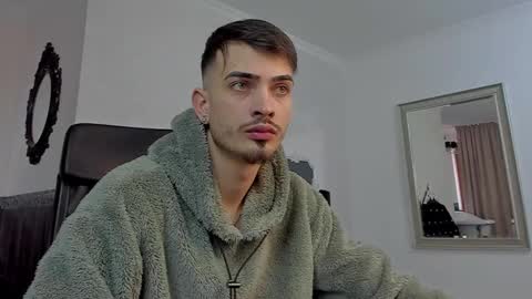 Snapshot of brandontatex chatting on 4, 2, 2025 BrandonTateX online show from 4, 2, 2025