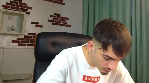 Snapshot of brandontatex chatting on 27, 2, 2025 BrandonTateX online show from 27, 2, 2025