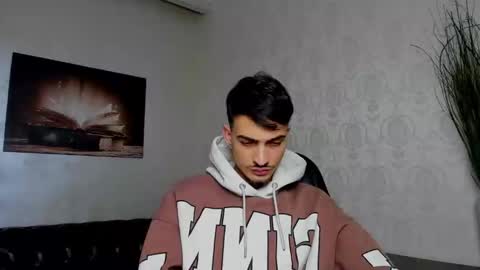 Snapshot of brandontatex chatting on 2, 3, 2025 BrandonTateX online show from 2, 3, 2025