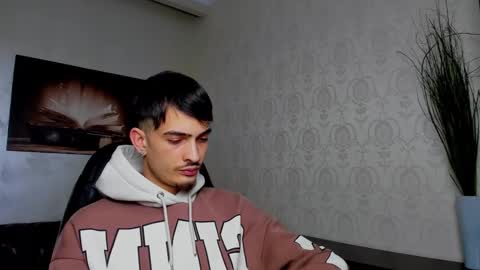 Snapshot of brandontatex chatting on 2, 3, 2025 BrandonTateX online show from 2, 3, 2025