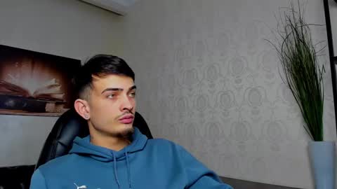 Snapshot of brandontatex chatting on 5, 3, 2025 BrandonTateX online show from 5, 3, 2025