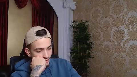 Snapshot of brandontatex chatting on 6, 3, 2025 BrandonTateX online show from 6, 3, 2025