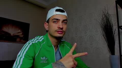 Snapshot of brandontatex chatting on 11, 3, 2025 BrandonTateX online show from 11, 3, 2025