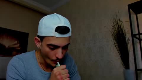 Snapshot of brandontatex chatting on 12, 3, 2025 BrandonTateX online show from 12, 3, 2025