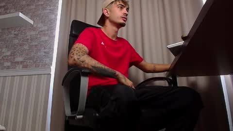 Snapshot of brandontatex chatting on 21, 9, 2025 BrandonTateX online show from 21, 9, 2025