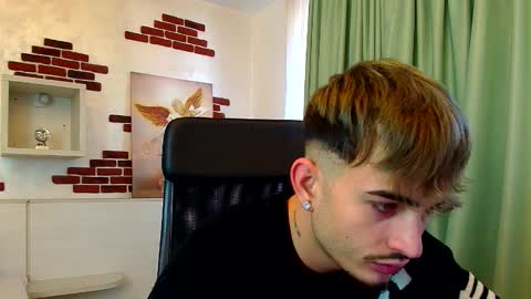 Snapshot of brandontatex chatting on 10, 10, 2025 BrandonTateX online show from 10, 10, 2025