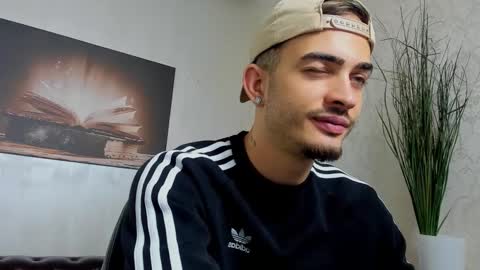 Snapshot of brandontatex chatting on 16, 10, 2025 BrandonTateX online show from 16, 10, 2025