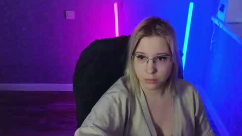 Snapshot of brandy__stars chatting on 13, 2, 2025 Belle online show from 13, 2, 2025