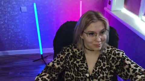 Snapshot of brandy__stars chatting on 7, 3, 2025 Belle online show from 7, 3, 2025