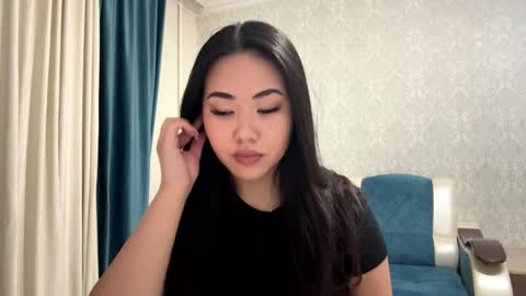 Snapshot of brandysveum chatting on 16, 10, 2025 Aypril online show from 16, 10, 2025