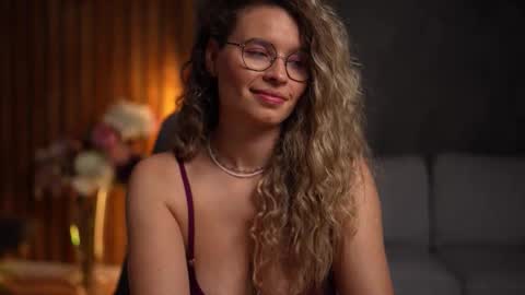 Alex online show from 8, 11, 2025