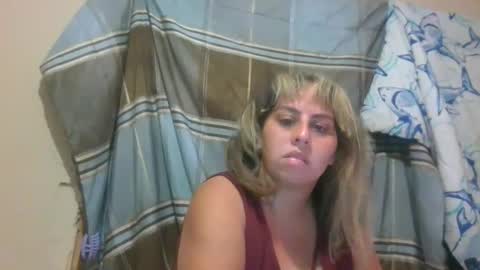 Snapshot of bratbrat23 chatting on 22, 9, 2025 Bay online show from 22, 9, 2025