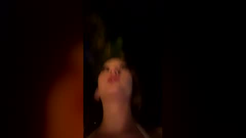 Snapshot of brattezz chatting on 8, 4, 2026 brattezz online show from 8, 4, 2026