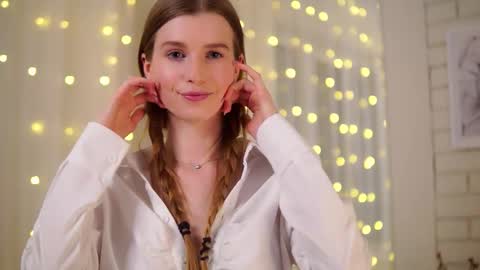 Snapshot of brave_journey chatting on 3, 3, 2025 Eli online show from 3, 3, 2025