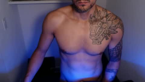 Snapshot of break_dusk chatting on 14, 11, 2025 break_dusk online show from 14, 11, 2025