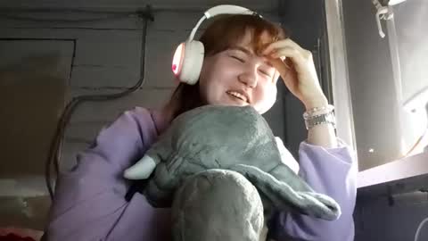 Snapshot of breannedevier chatting on 23, 2, 2026 Dina online show from 23, 2, 2026