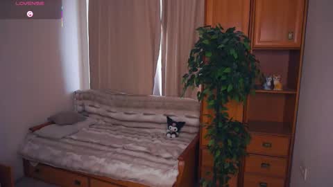 Mia Bunyard online show from 24, 9, 2025