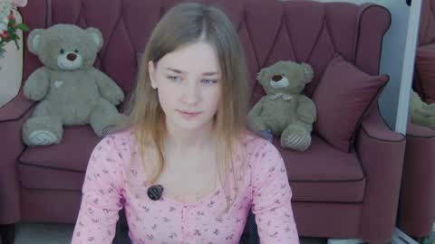 Snapshot of bree_sky chatting on 1, 4, 2026 Bree online show from 1, 4, 2026