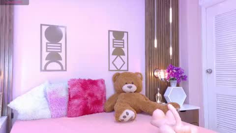 Snapshot of bree_watson chatting on 6, 3, 2026 Bree online show from 6, 3, 2026