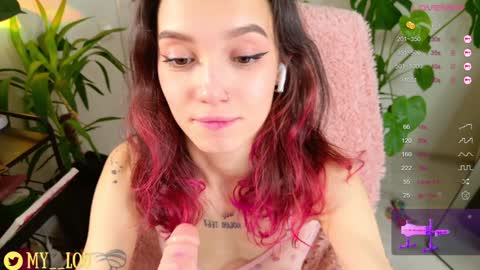 Snapshot of breeding_material chatting on 1, 2, 2025 Ashley Dolce and Lou online show from 1, 2, 2025