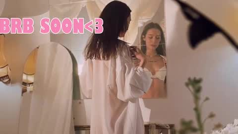 Snapshot of breeding_material chatting on 11, 2, 2025 Ashley Dolce and Lou online show from 11, 2, 2025