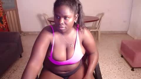 Snapshot of breestaarrs chatting on 14, 1, 2025 Valentina online show from 14, 1, 2025