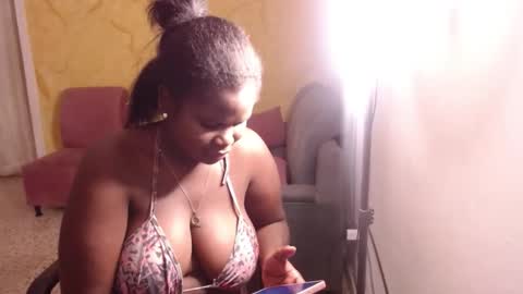 Snapshot of breestaarrs chatting on 24, 2, 2025 Valentina online show from 24, 2, 2025