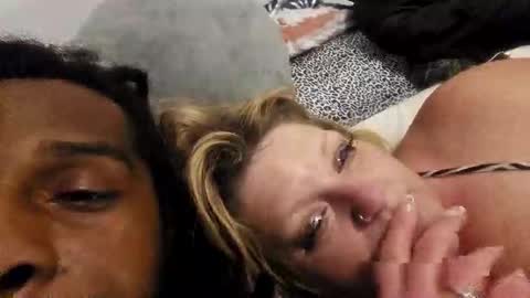 Snapshot of breezonbye chatting on 10, 9, 2025 breezonbye online show from 10, 9, 2025