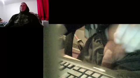 Snapshot of bremer64 chatting on 1, 1, 2025 bremer64 online show from 1, 1, 2025