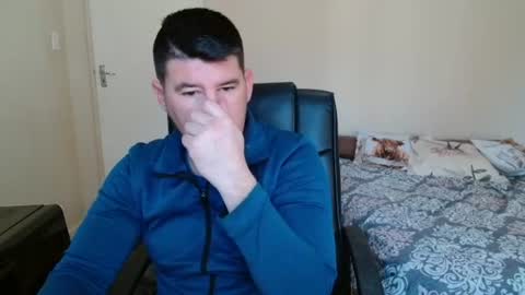 Snapshot of brendansexyboy098754 chatting on 20, 7, 2026 ask me lol online show from 20, 7, 2026