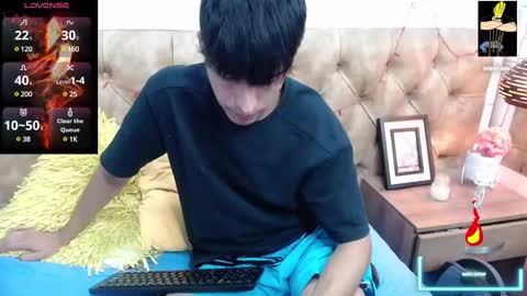 Esteban online show from 4, 3, 2025