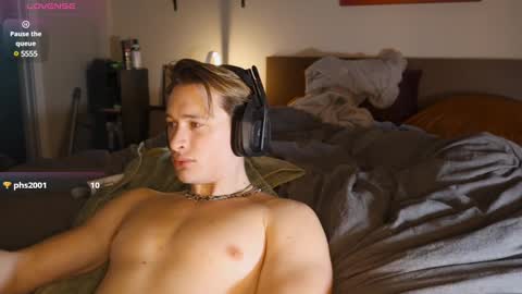 brentonverde online show from 3, 1, 2025